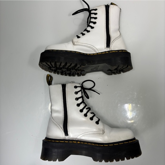 Dr. Martens Jadon Smooth White Leather Platform Boots Size 6 - Picture 9 of 16
